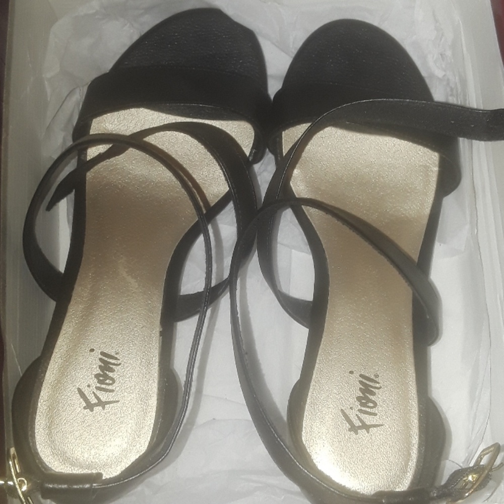 ladies shoe